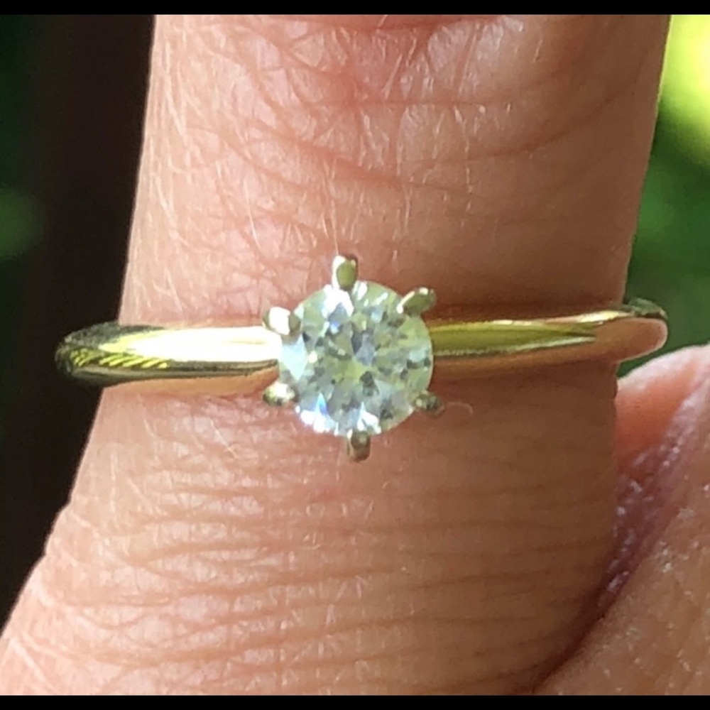 14k Yellow Gold Diamond Solitaire Engagement Ring